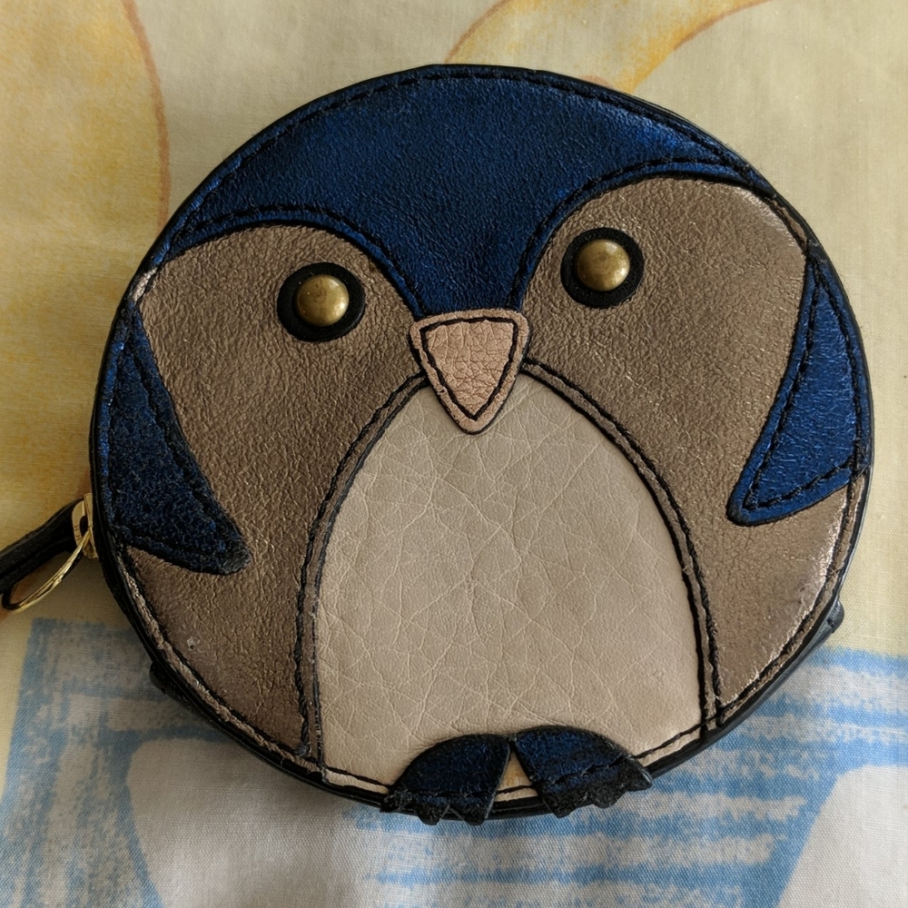 Fossil penguin wallet